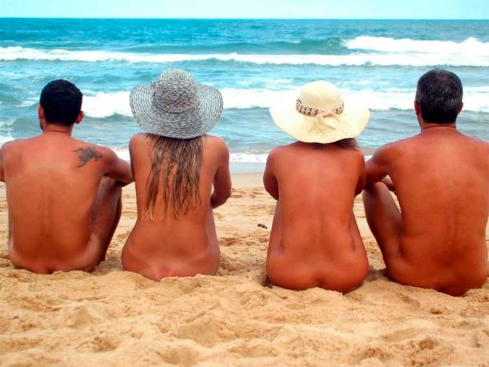 На Нудистском Пляже Видео Семейных Пар - Нудизм И Натуризм